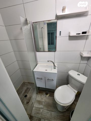 יחידת דיור, דרך המשחררים, שכונה א', באר שבע