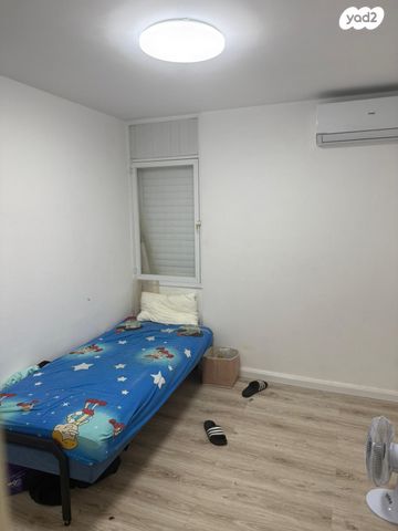 דירה, חצור 8, רמת הנשיא, בת ים