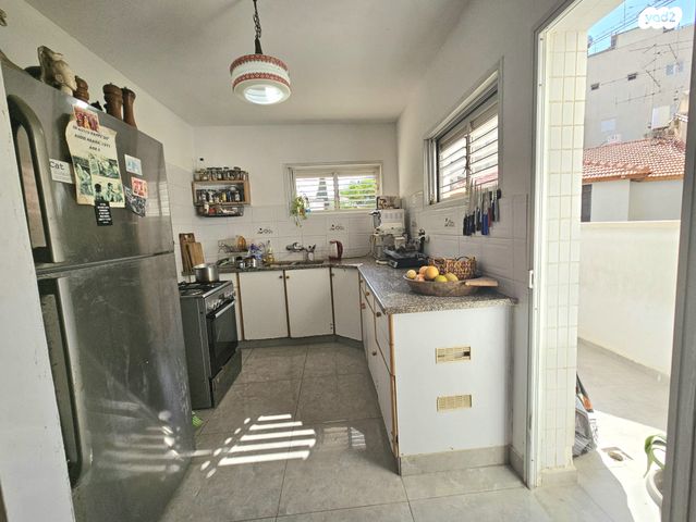 דירה, השר משה 61, נגבה, רמת גן