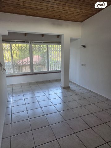 בית פרטי/ קוטג', נווה מגן, רמת השרון