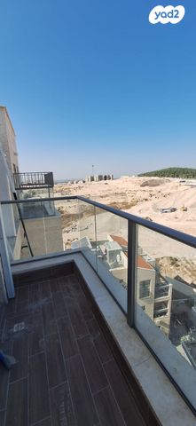 דירה, רבי חנינא, בית שמש