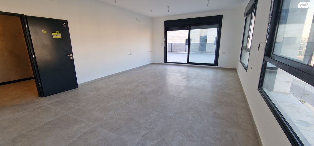 גג/ פנטהאוז, איילת השחר / רמת בית שמש ד-3, בית שמש