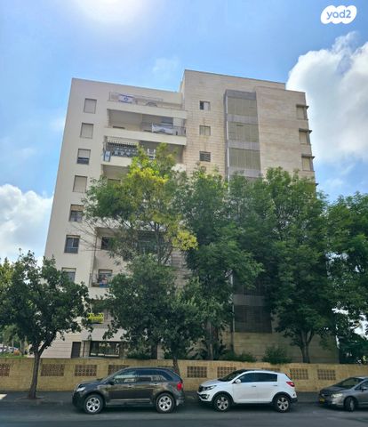 דרך דגניה 68