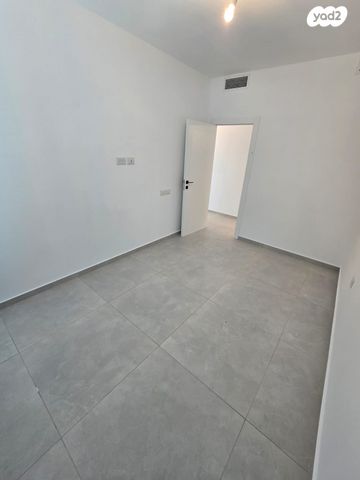 דירה, תוצרת הארץ 5, נחלת יצחק, תל אביב יפו