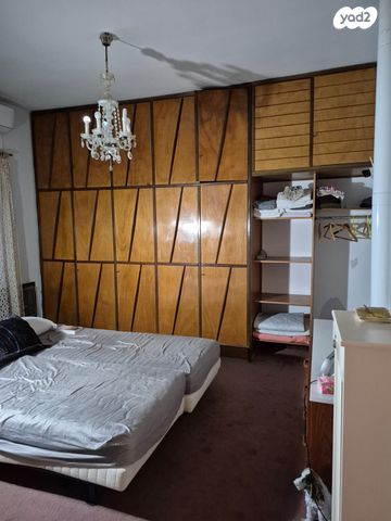 דו משפחתי, קרית טבעון