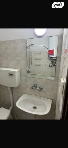 דירה, סוכת שלום, מחנה יהודה - לב העיר, ירושלים