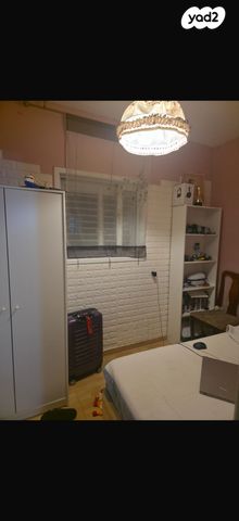 דירה, קרייתי 12, לב העיר, בת ים