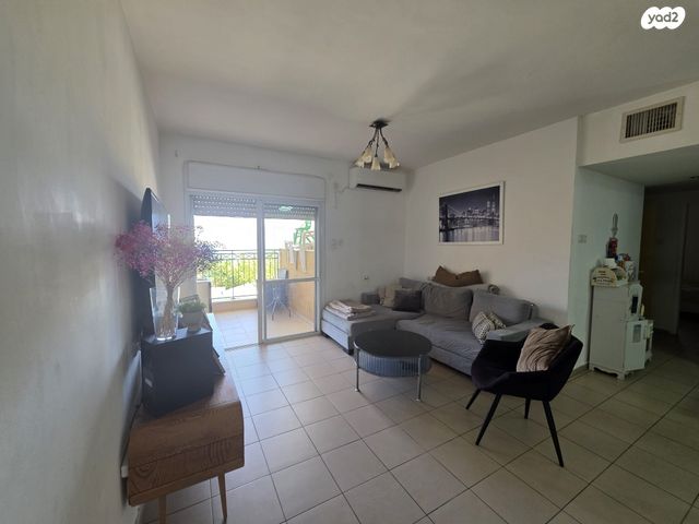 דירה, סמטת נחל ממשית 6, הנחלים, שחמון, רובע 5, אילת