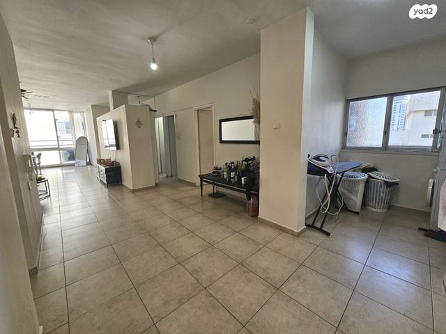 אריה בן אליעזר 65