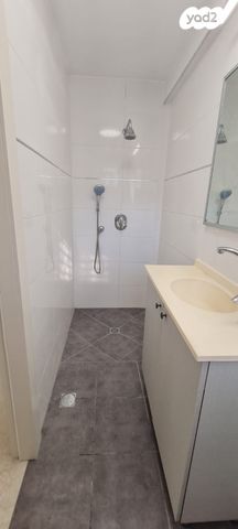 דירה, ירמיהו 27, נאות יהודית ונווה ארזים, חולון