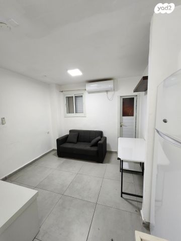 יחידת דיור, דרך המשחררים, שכונה א', באר שבע