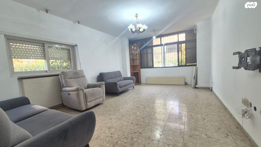 דירה, מקור חיים, מקור חיים, ירושלים