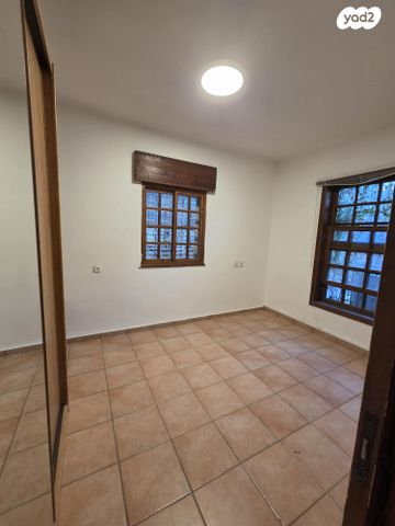 בית פרטי/ קוטג', נווה מגן, רמת השרון