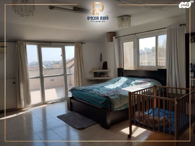 בית פרטי/ קוטג', שלום שוורצבארד, פסגת זאב, ירושלים