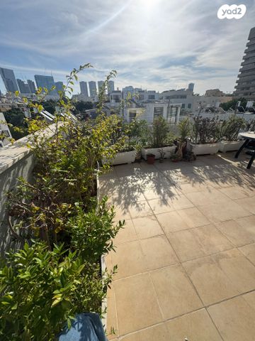 דופלקס, תל אביב יפו