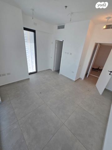 דירה, תוצרת הארץ 5, נחלת יצחק, תל אביב יפו