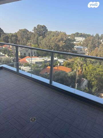 דירה, הר מירון, הרצליה