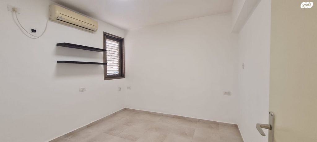 דירה, ירמיהו 27, נאות יהודית ונווה ארזים, חולון