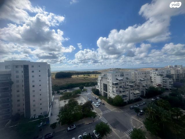 אזורי חן, גימל החדשה