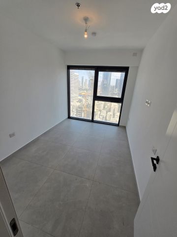 דירה, תוצרת הארץ 5, נחלת יצחק, תל אביב יפו