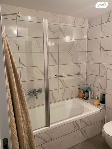 דירה, יוסף הגלילי 20, שכונת בן גוריון, מרכז העיר ג', רמת גן