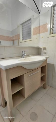 דירה, נתן 11, שכונת יהלום, מרכז העיר ב, רמת גן