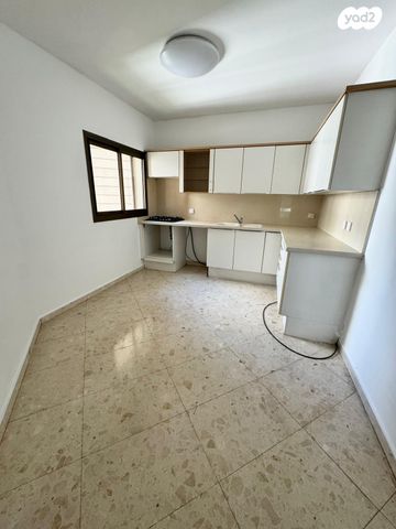 דירה, הרי הגלעד, תל בנימין, רמת גן