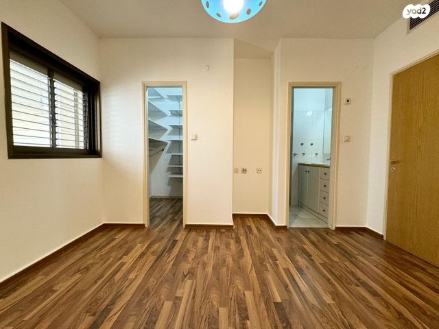 דירה, הרי הגלעד, תל בנימין, רמת גן