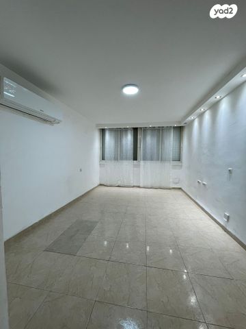 דירה, נווה חן, קרית אתא