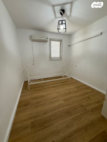 דירה, ד"ר אברהם אליהו הרכבי 13, תל חיים, תל אביב יפו