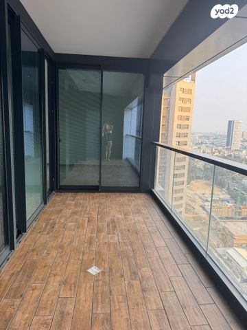 דירה, תוצרת הארץ 5, נחלת יצחק, תל אביב יפו