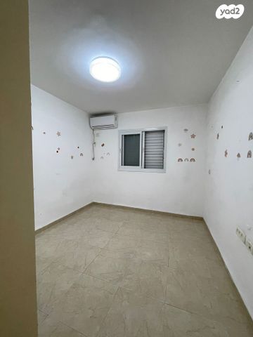 דירה, נווה חן, קרית אתא