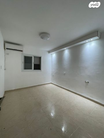 דירה, נווה חן, קרית אתא