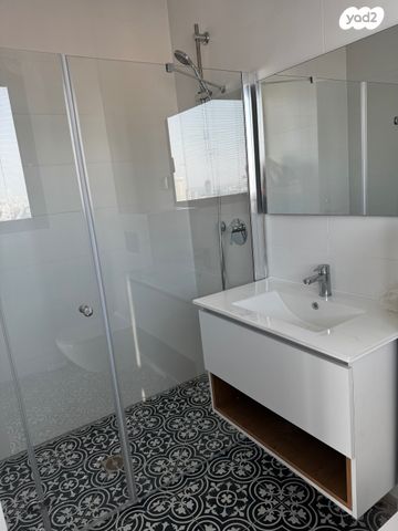 דירה, תוצרת הארץ 5, נחלת יצחק, תל אביב יפו