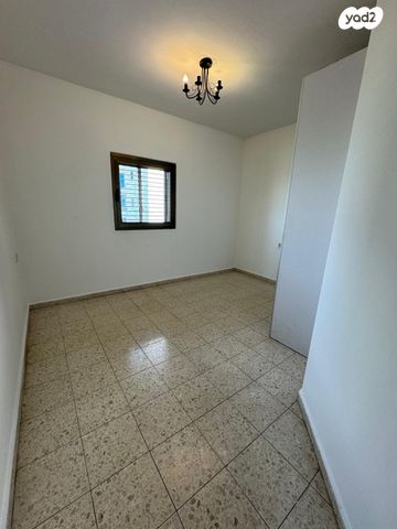 דירה, הרי הגלעד, תל בנימין, רמת גן