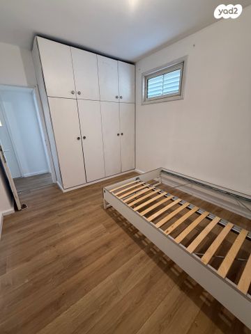 דירה, ד"ר אברהם אליהו הרכבי 13, תל חיים, תל אביב יפו