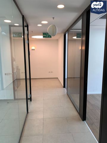 משרדים, יגאל אלון 94, ביצרון ורמת ישראל, תל אביב יפו