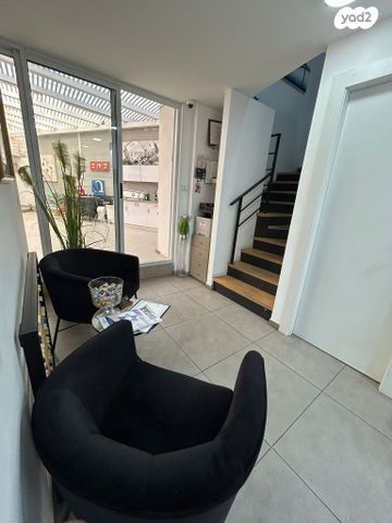 משרדים, שדרות הרצל, השופטים צפון, רמלה