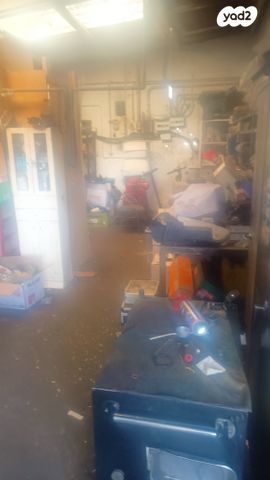 חנויות/ שטח מסחרי, המלאכה, אזור תעשיה ב, חולון