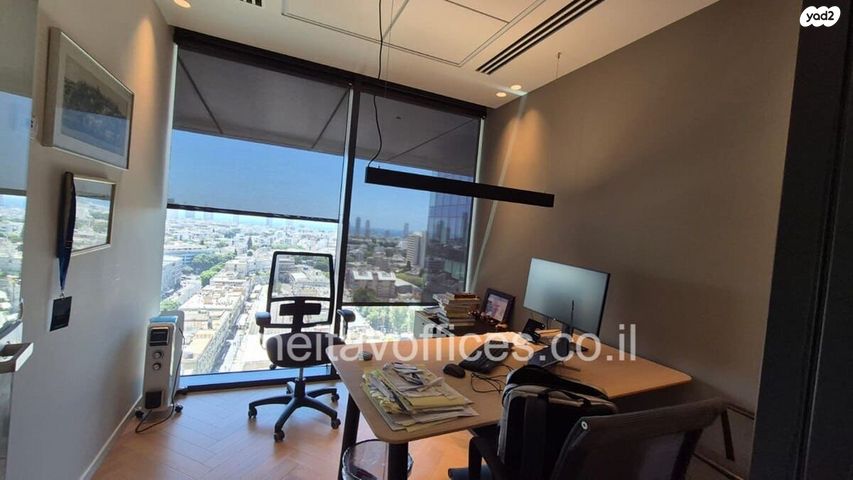 משרדים, הארבעה 28, גני שרונה, קרית הממשלה, תל אביב יפו