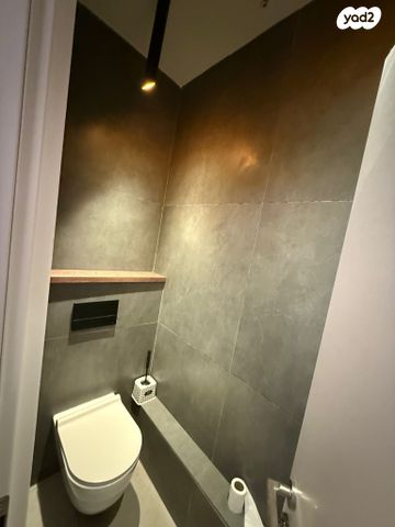 משרדים, חלוצי התעשייה, אזור תעשיה מפרץ, חיפה