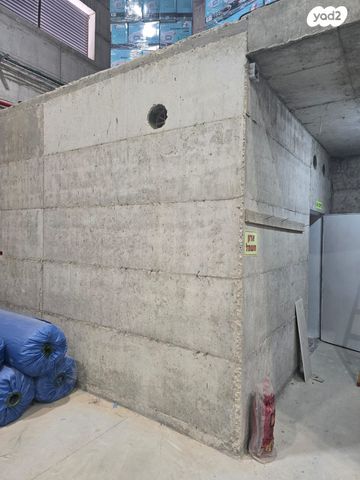 מבני תעשיה, אופקים