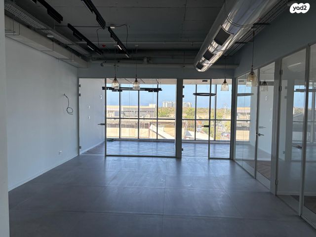 משרדים, הרצליה