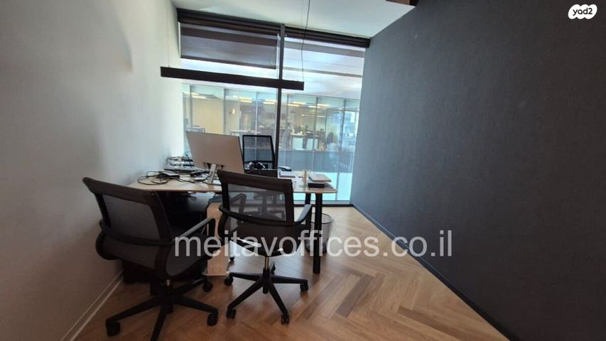 משרדים, הארבעה 28, גני שרונה, קרית הממשלה, תל אביב יפו