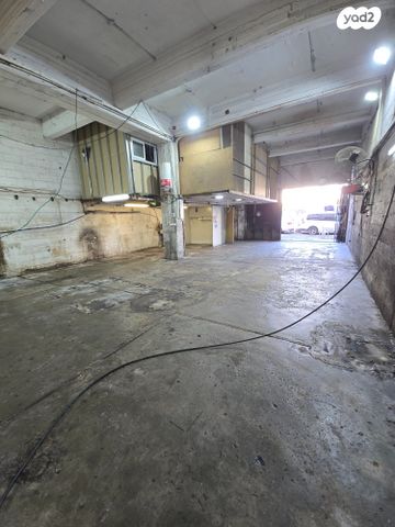 מבני תעשיה, תלפיות תעשיה ומסחר, ירושלים