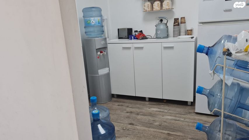 משרדים, קיבוץ גלויות 1, רובע ב', אשדוד