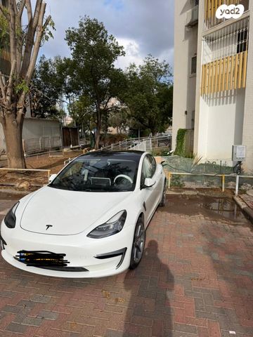 מודעת רכב טסלה מודל 3