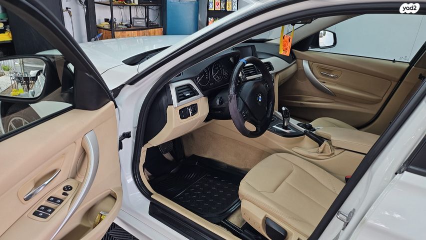 מודעת רכב ב מ וו סדרה 3