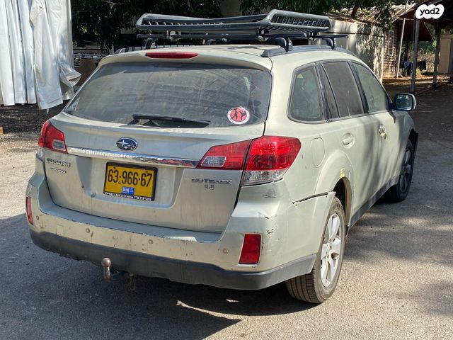 סובארו אאוטבק
