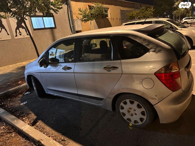 מודעת רכב הונדה FR-V